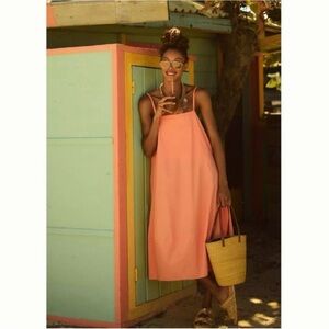 Self Contrast Anthropologie Bare Sleeveless
Barrel Midi Dress in Peach Size S